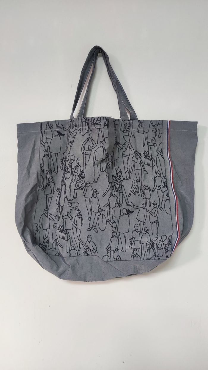 Sac fourre tout en toile brodé - photo numéro 2