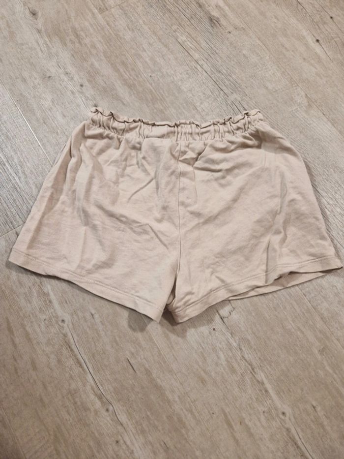 Short basique - photo numéro 2