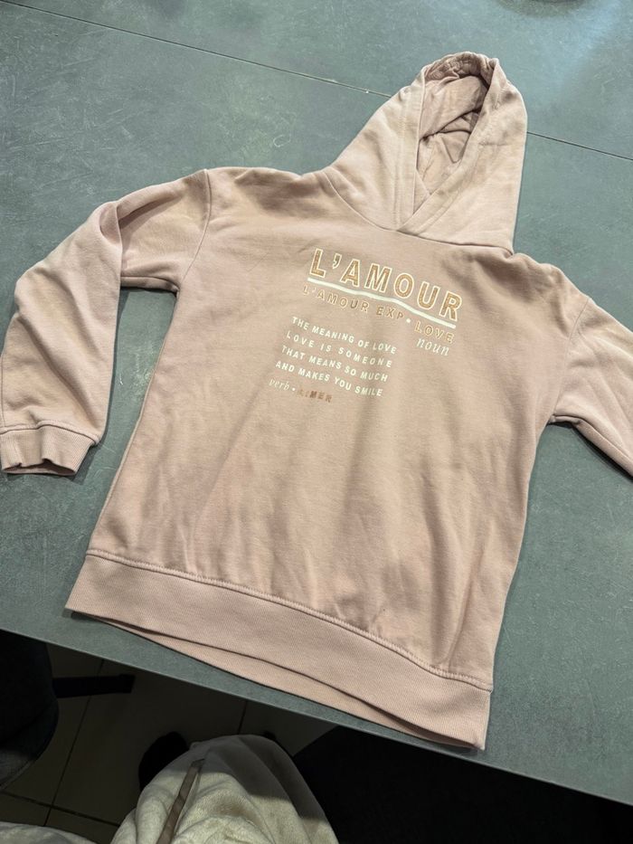 Lot de vêtements fille 9 ans - photo numéro 2