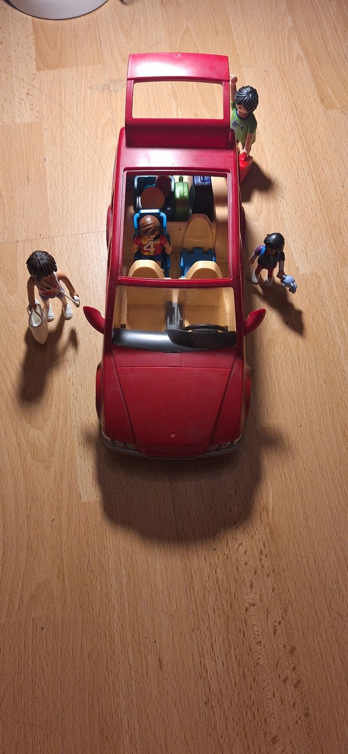 Voiture familiale Playmobil