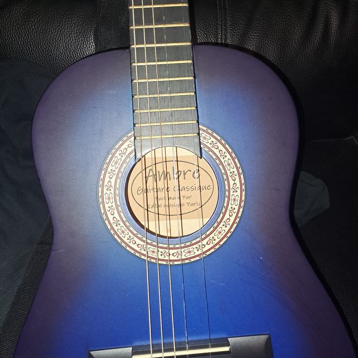 Guitare très bon état - photo numéro 4