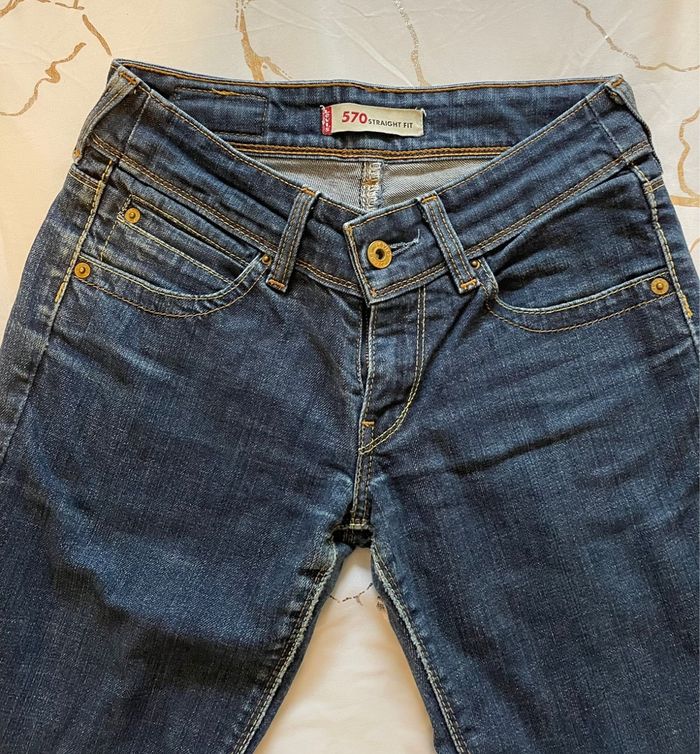 Jean Levi’s 570 taille 36 - photo numéro 5