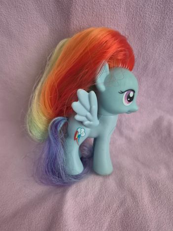 Petit poney