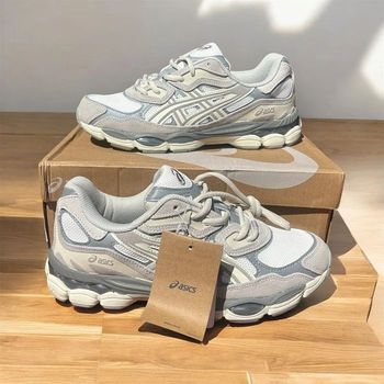 Asics gel nyc grise taille 38