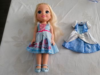 Poupée disney cendrillon 