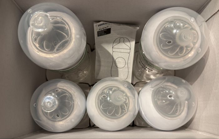 Lot 5 biberons neufs Phillips Avent en verre + 2 offerts - photo numéro 4