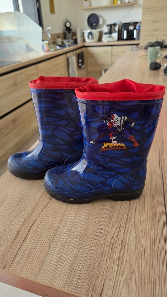 Bottes de pluie Spiderman taille 28/29