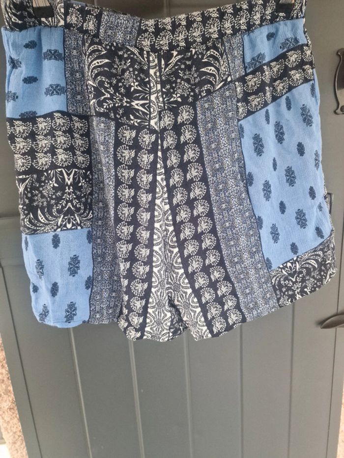 Short court bleu imprimé - photo numéro 9
