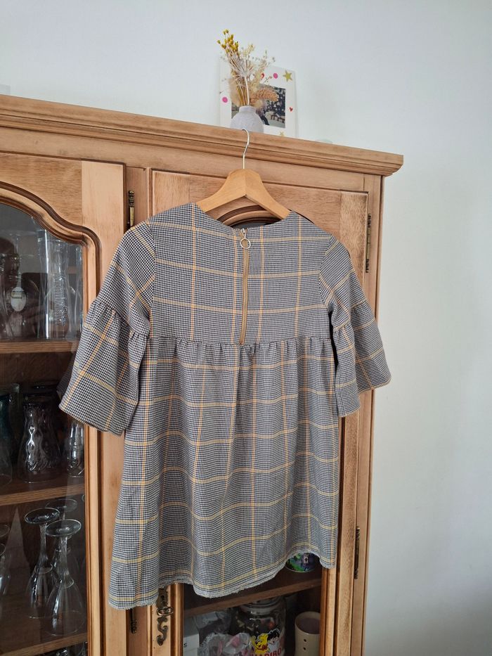 Robe zara 8ans - photo numéro 4