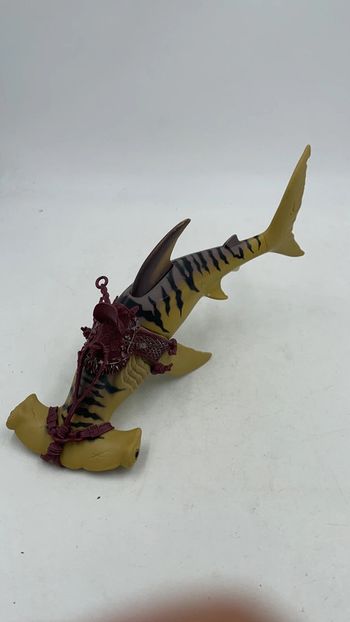 Figurine requin marteau / Tiburon Martillo Phantom Hammer légende du guerrier vikings Chap Mei 26 cm