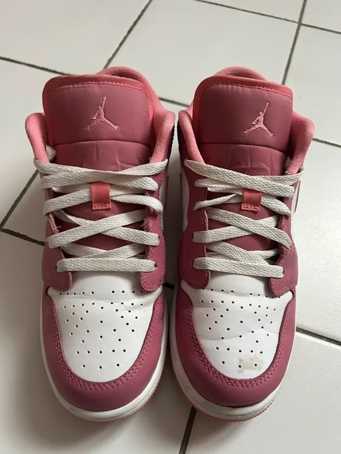Air Jordan rose basse - photo numéro 3