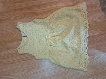 Robe été. Dentelle 24 mois