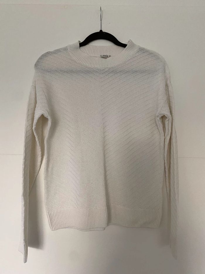 Pull blanc