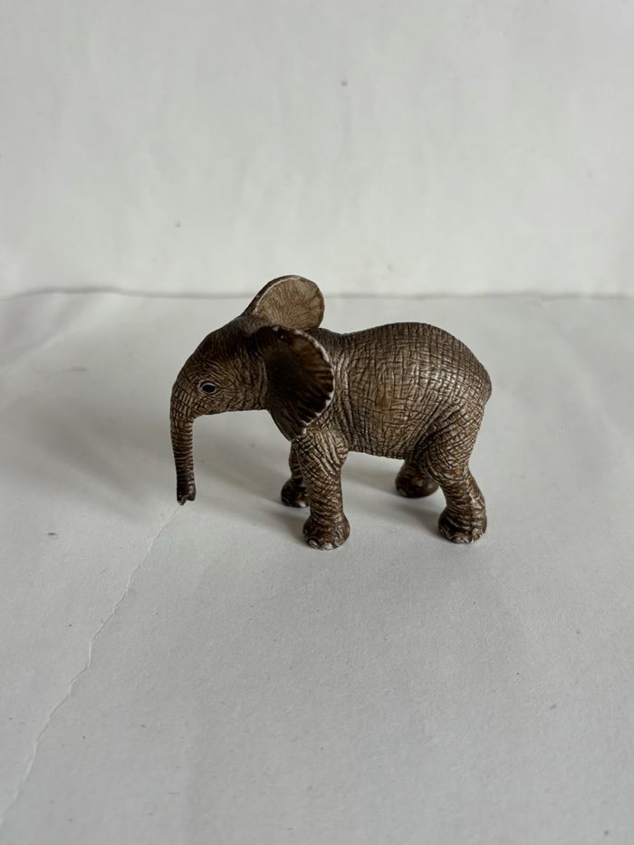 Éléphanteau Schleich - photo numéro 2