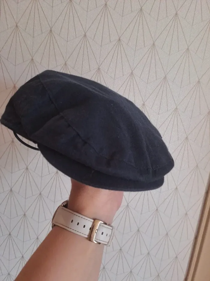 Béret style stetson bleu garçon 45 cm kiabi comme neuf avec élastique ajouté - photo numéro 2