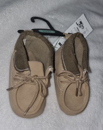 Chaussures souples bébé taille 20/21