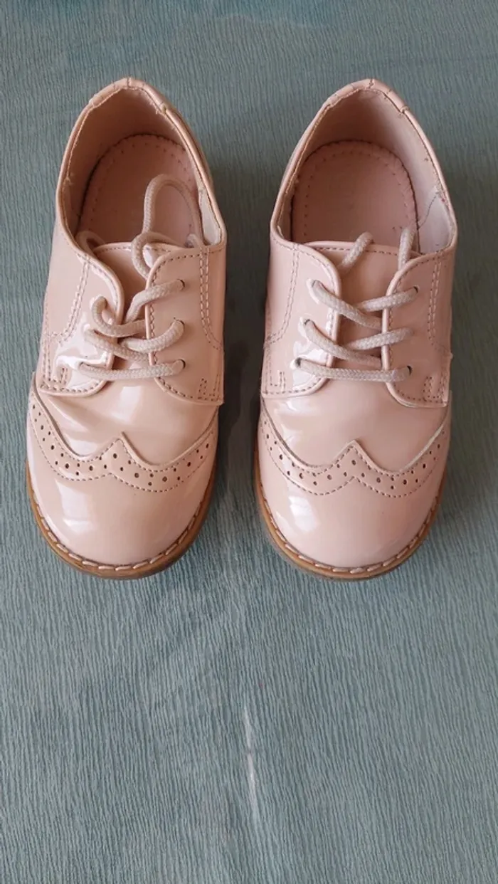 Chaussure vernis rose