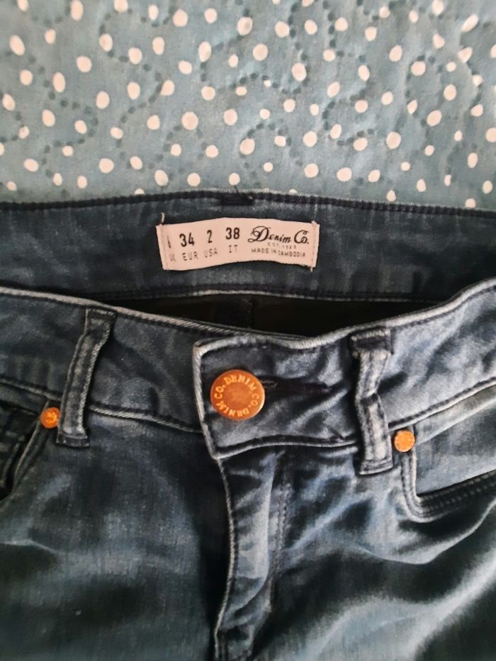 Vends jeans femme - photo numéro 3