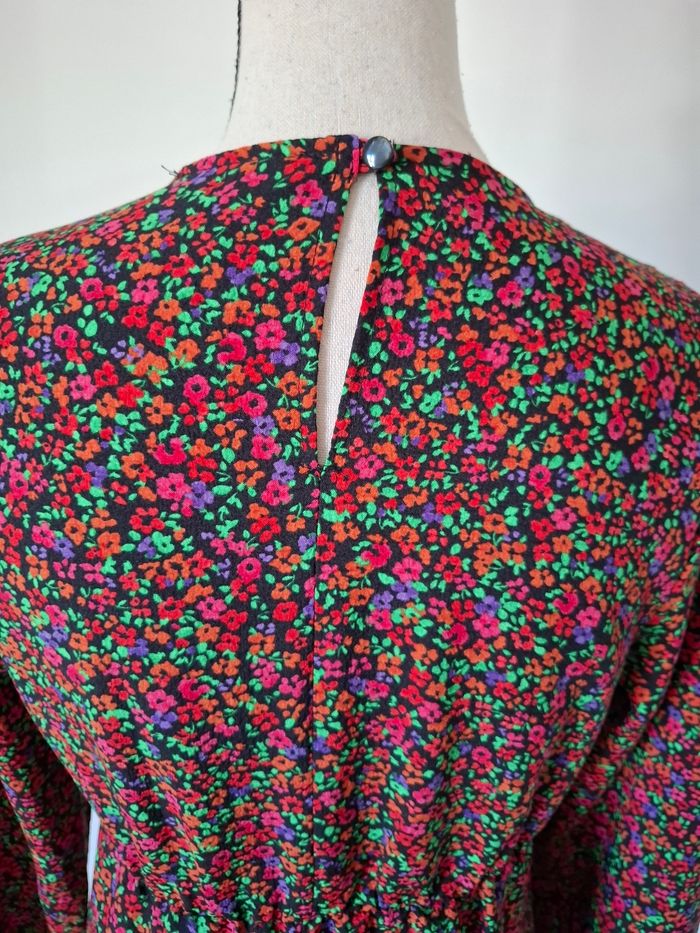 Robe courte fleurie manches longues - photo numéro 8