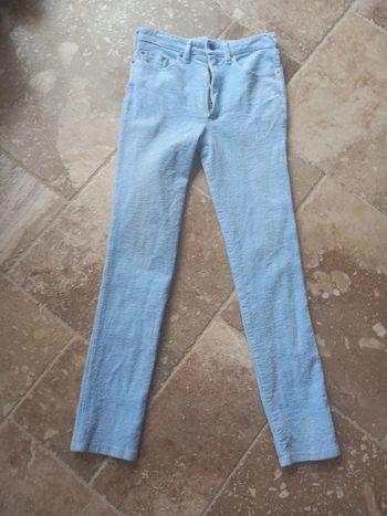 Pantalon en Velours Bleu Clair Taille 38