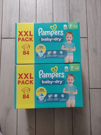 168  couches Pampers baby dry taille 7