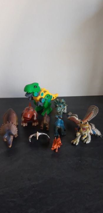 Lot dinosaures
