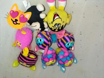 Peluches  Furby et autres