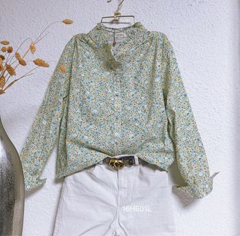 Blouse fleurie verte taille L🌸