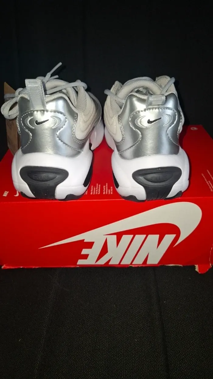 Baskets Nike Air Max Portal - photo numéro 5