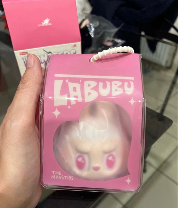 Labubu secret wacky mart neuf jamais sortie de son sac - photo numéro 2