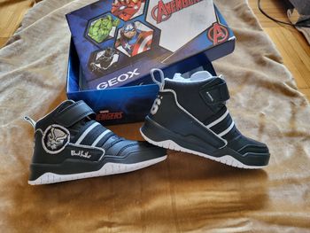 Baskets Black Panther Geox X Marvel  t30 Neuves