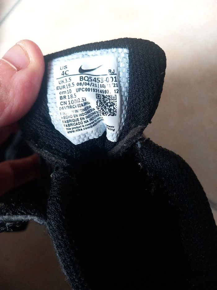 Vend chaussures garçon - photo numéro 3