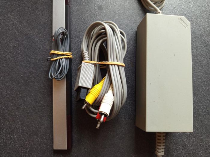 Nintendo - Wii - Console - photo numéro 9