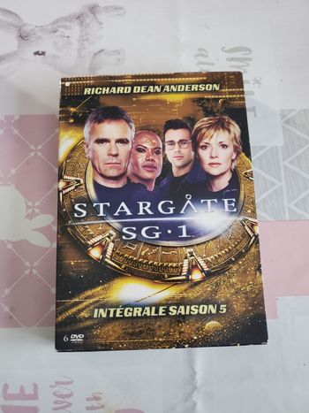 Coffret dvd stargate SG.1 saison 5