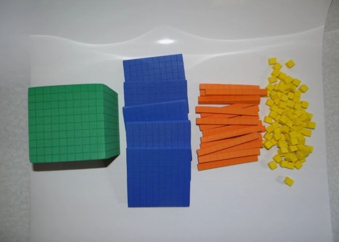 🔢✨ Outil mathématique de numération - 116 pièces en mousse - photo numéro 5