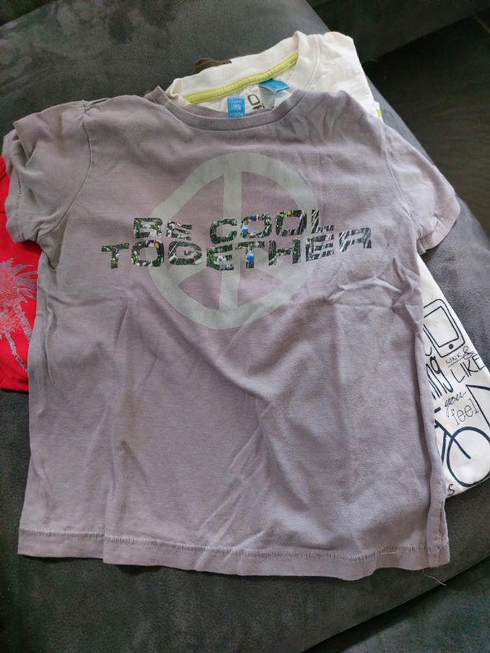 Lot de 4 t shirt Okaïdi - photo numéro 2