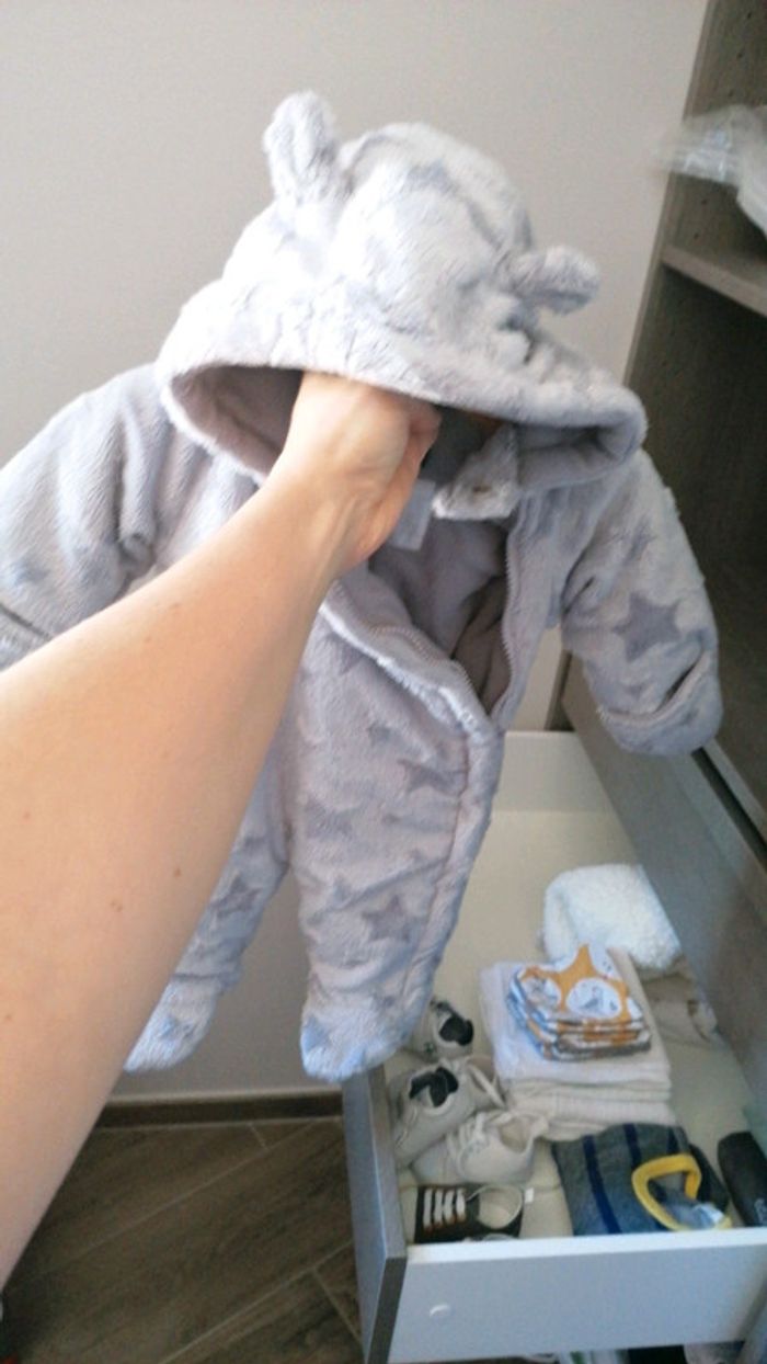 Combi velour in extenso 1 mois - photo numéro 7