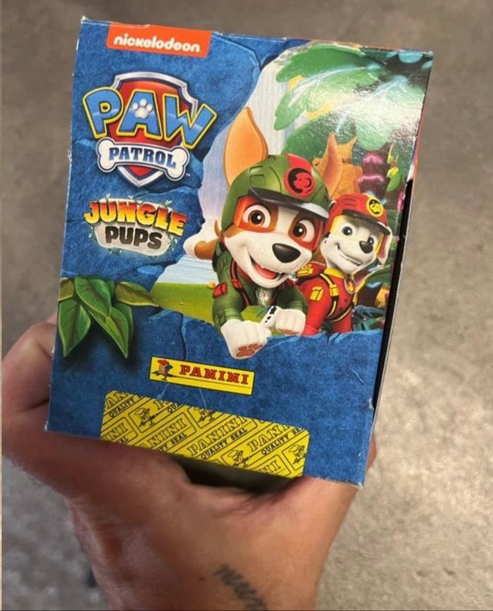 Boîte 36 sachets panini de stickers Paw Patrol / Pat Patrouille - photo numéro 4