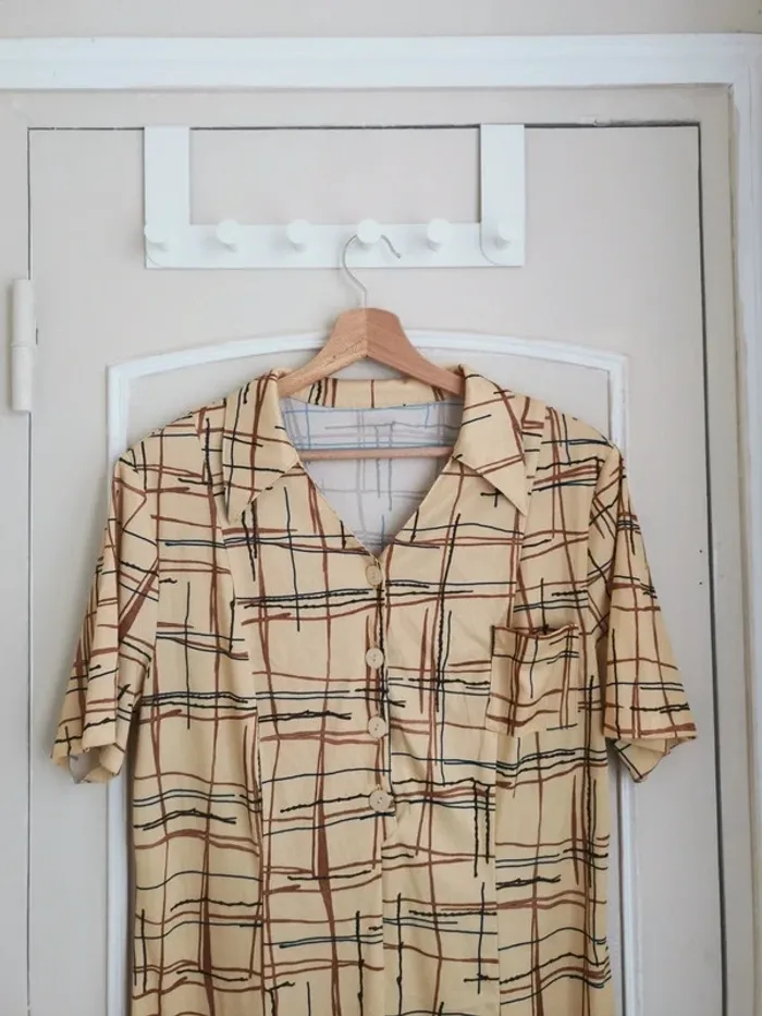 Robe légère, vintage en taille 38 - photo numéro 2