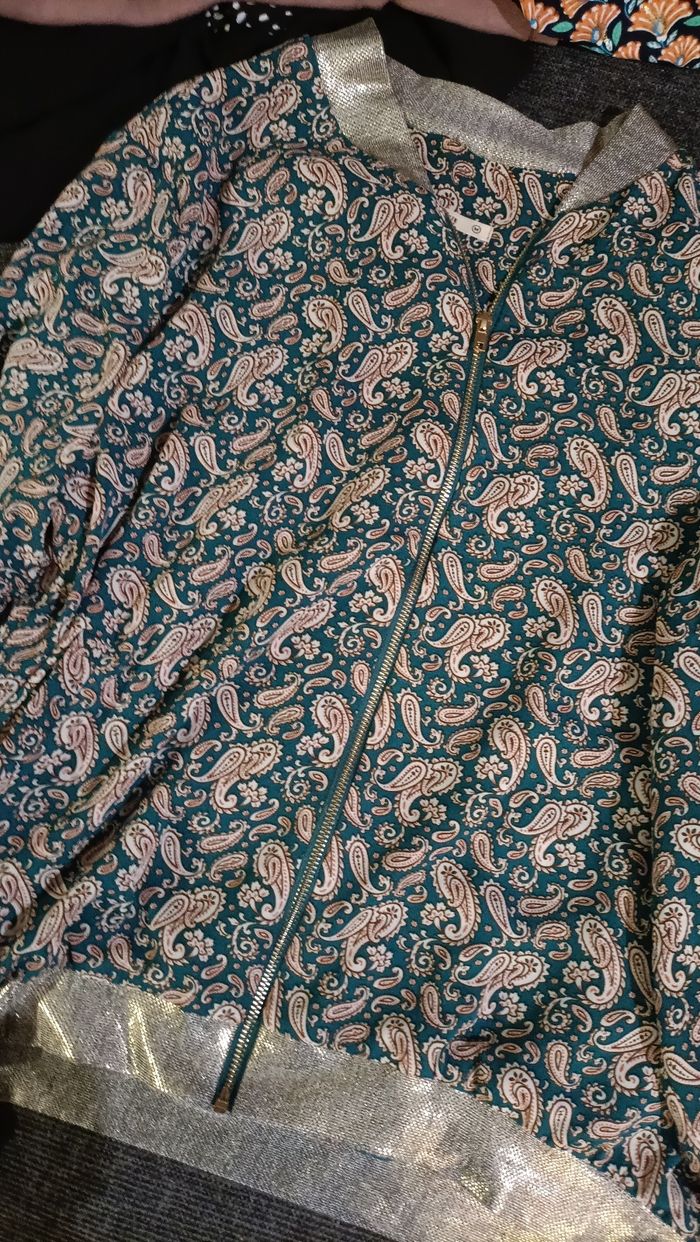 Veste - photo numéro 3