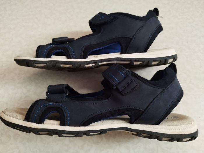 Sandales Okaïdi enfant taille 35 en très bon état général - photo numéro 2