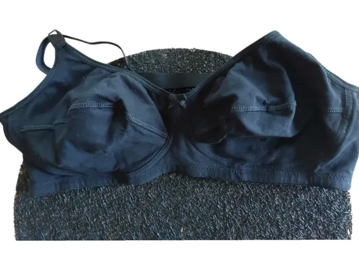 Soutien gorge d'allaitement 85 D - photo numéro 2