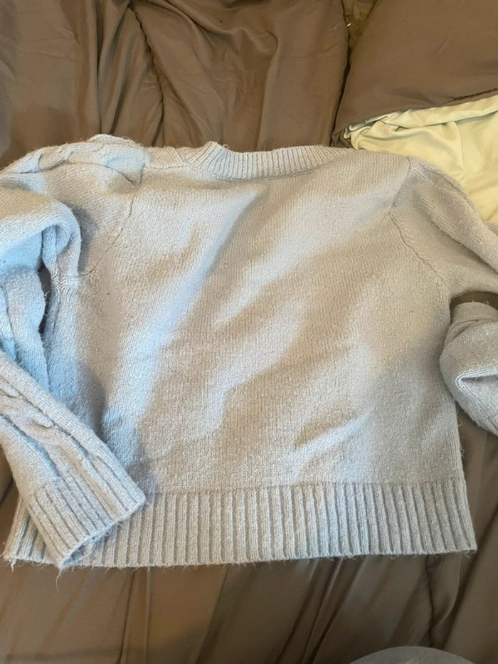 Pull col V bleu clair femme – chic & confortable, bon état - photo numéro 2