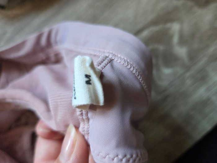 Soutien gorge  dentelle rose, taille M, Neuf sans étiquette - photo numéro 4