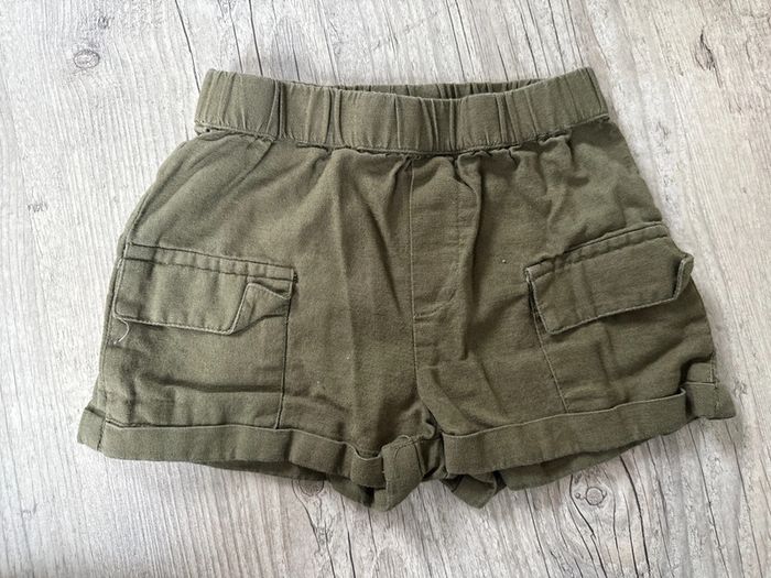 Short mi saison 4ans neuf