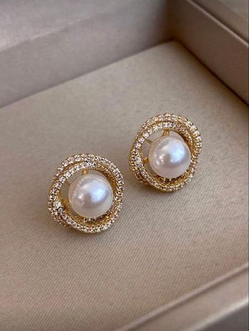 Boucle d’oreille perles chic