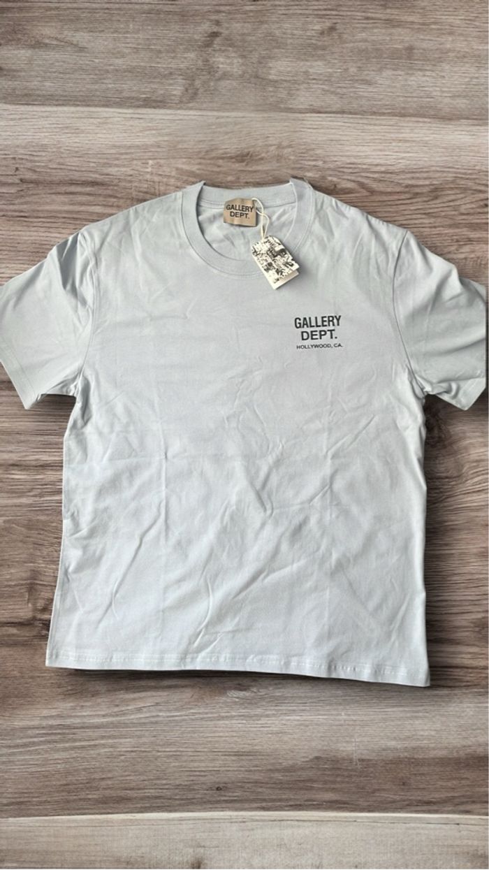 tshirt Gallery Dept - photo numéro 1