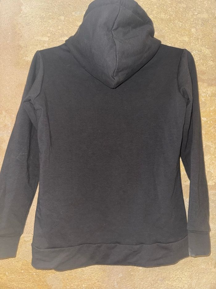 Pull capuche - photo numéro 2