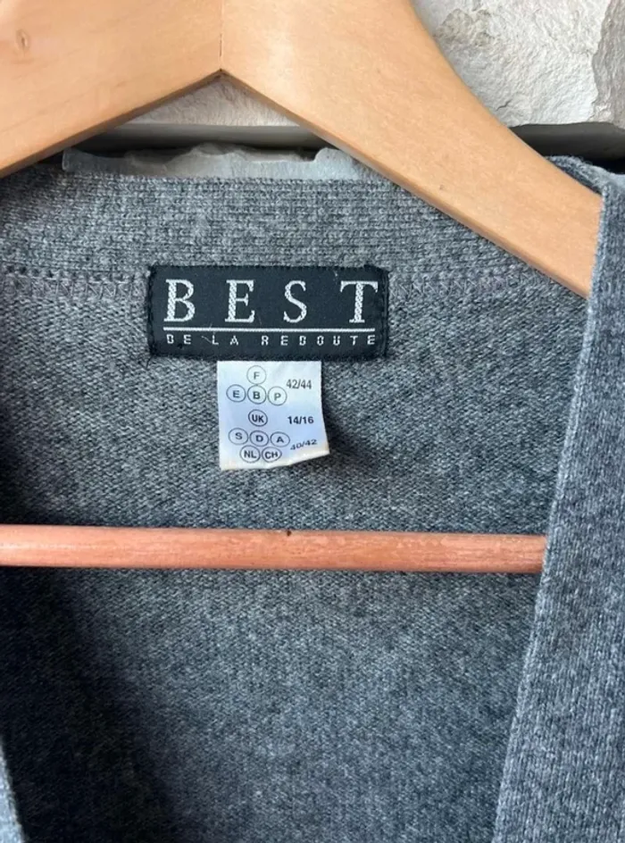 Cardigan  vintage en  Laine  -  taille  42/44 - photo numéro 2