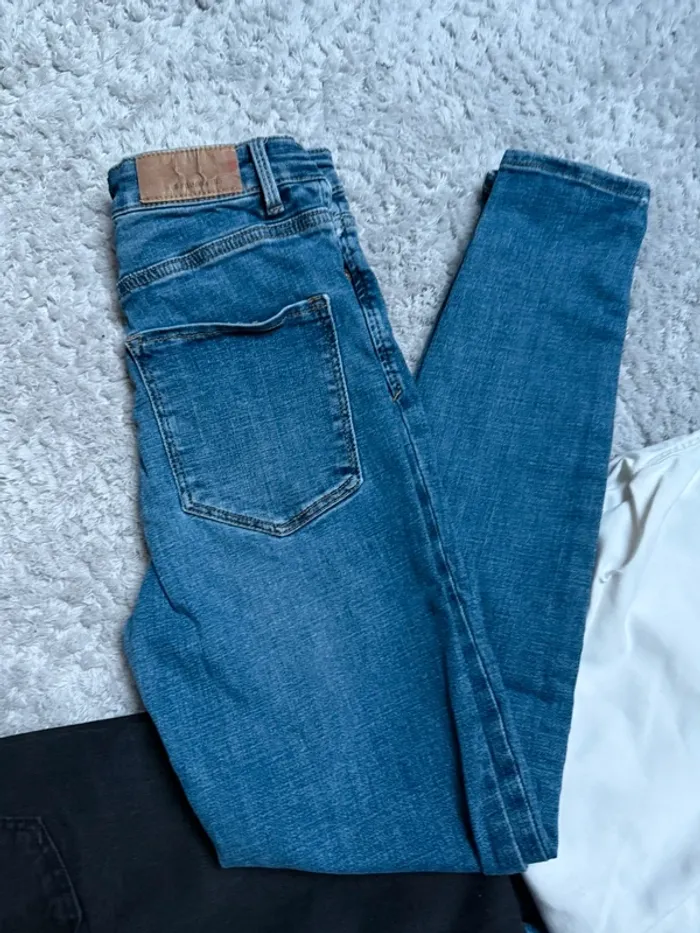 Lot 5 pantalons 36 - photo numéro 2